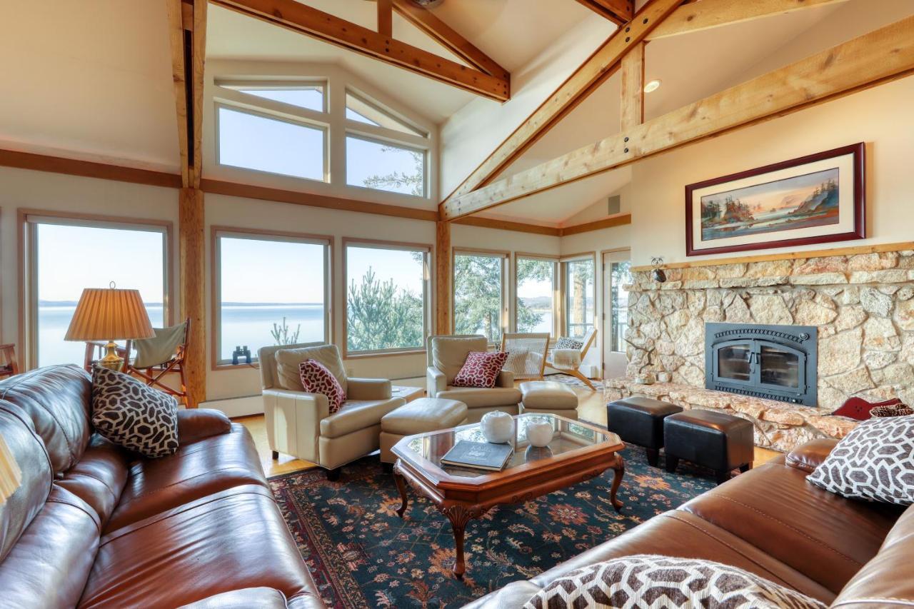 Seascape Lodge Freeland Екстер'єр фото
