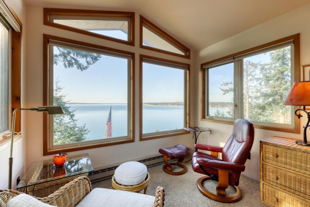 Seascape Lodge Freeland Екстер'єр фото