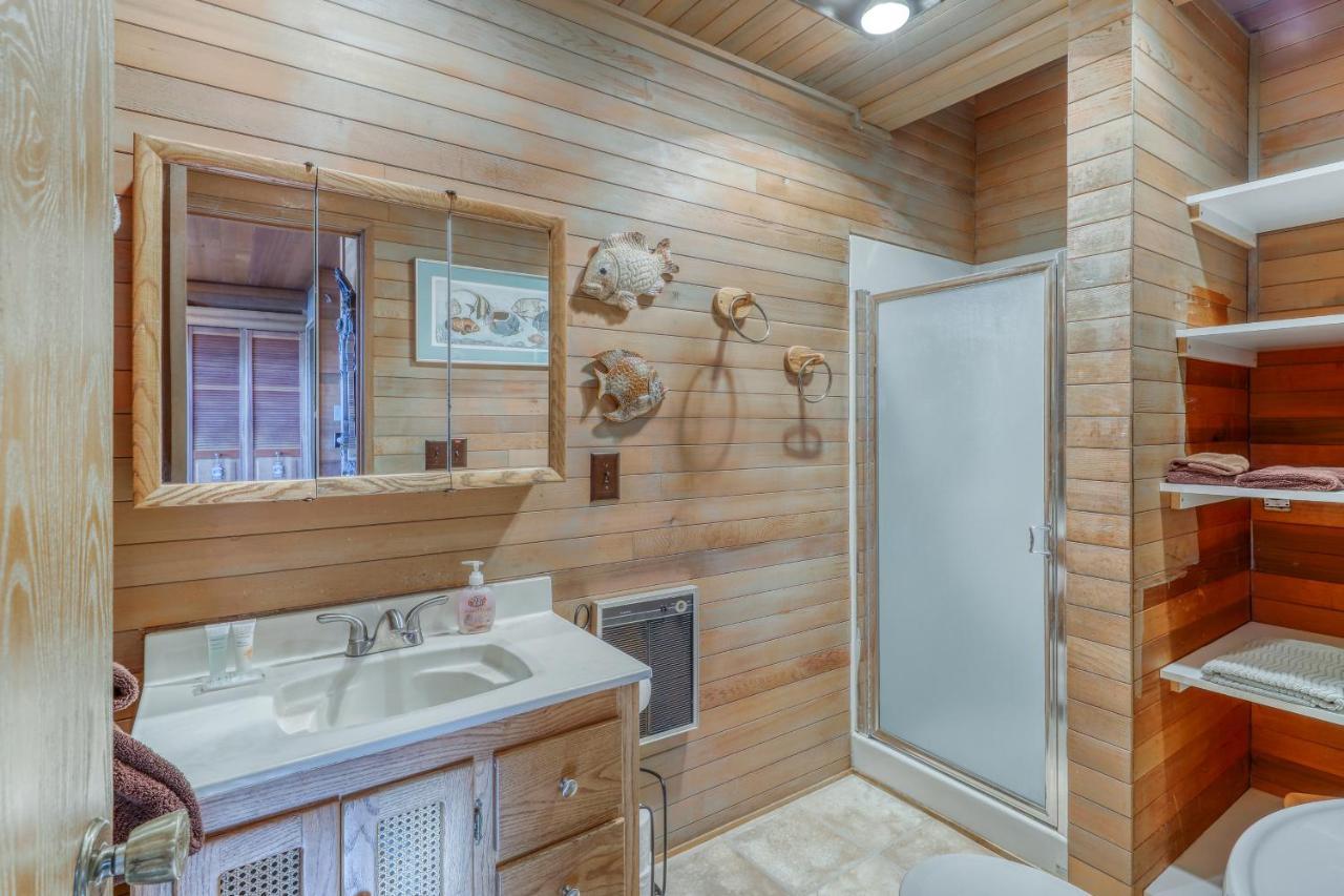 Seascape Lodge Freeland Екстер'єр фото